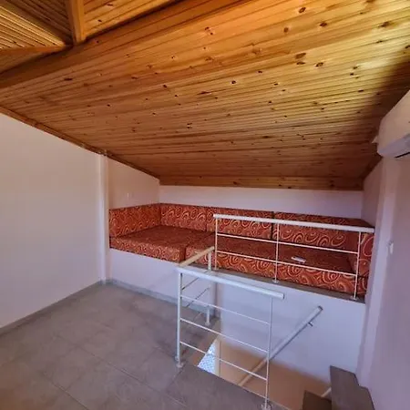 Lux Siviris Vakantiehuis